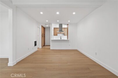 1030 W Macarthur #90 Photo